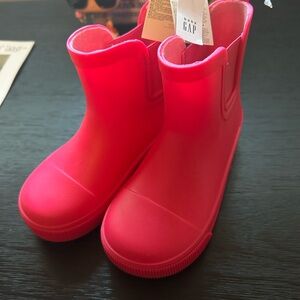 GAP Kids Vibrant Pink Rain Boots